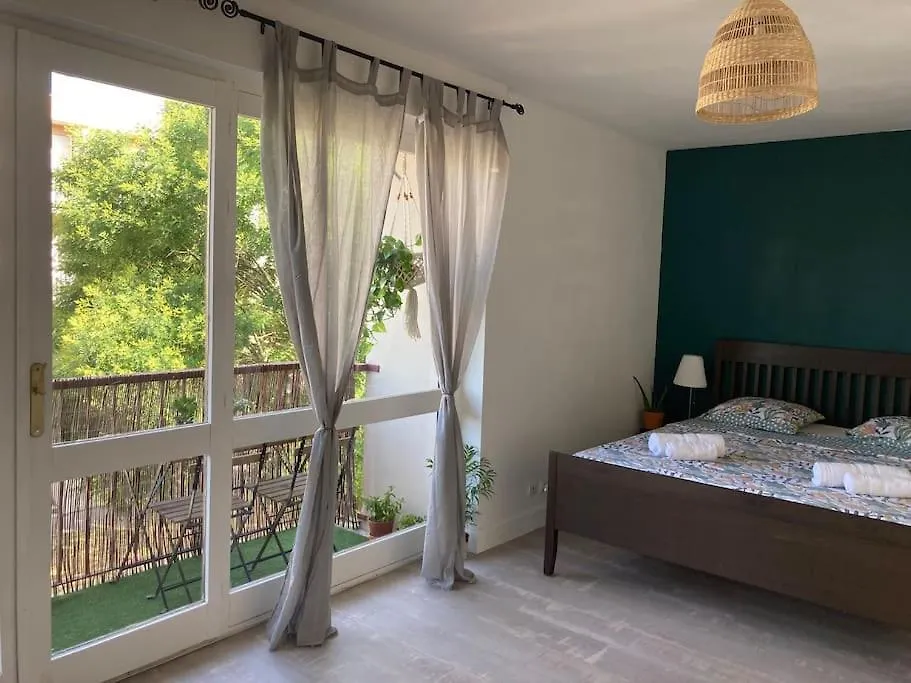 아파트 Cozy Studio With Balcony And Free Parking 엑상프로방스
